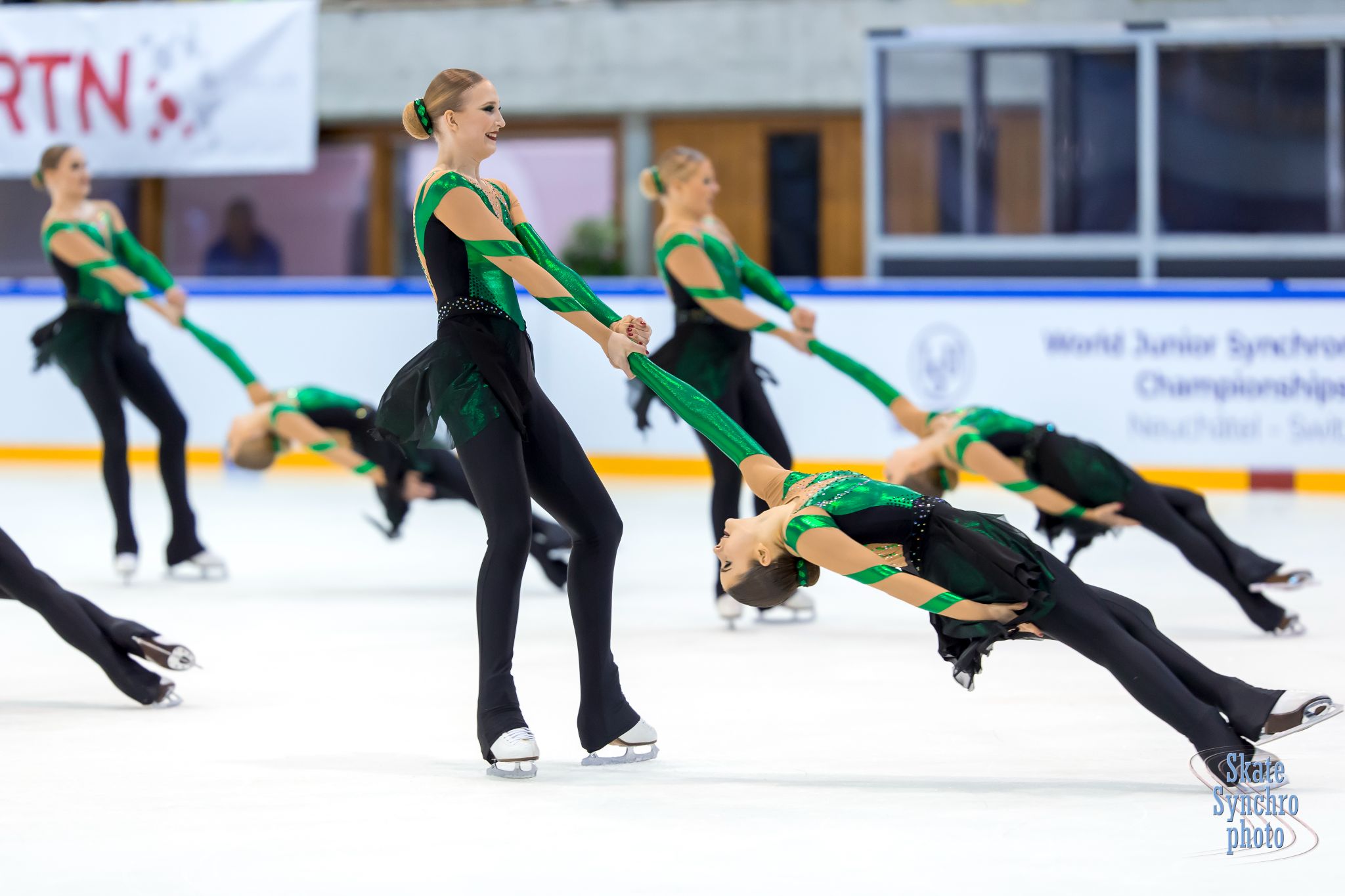 86 Team Fintastic 33