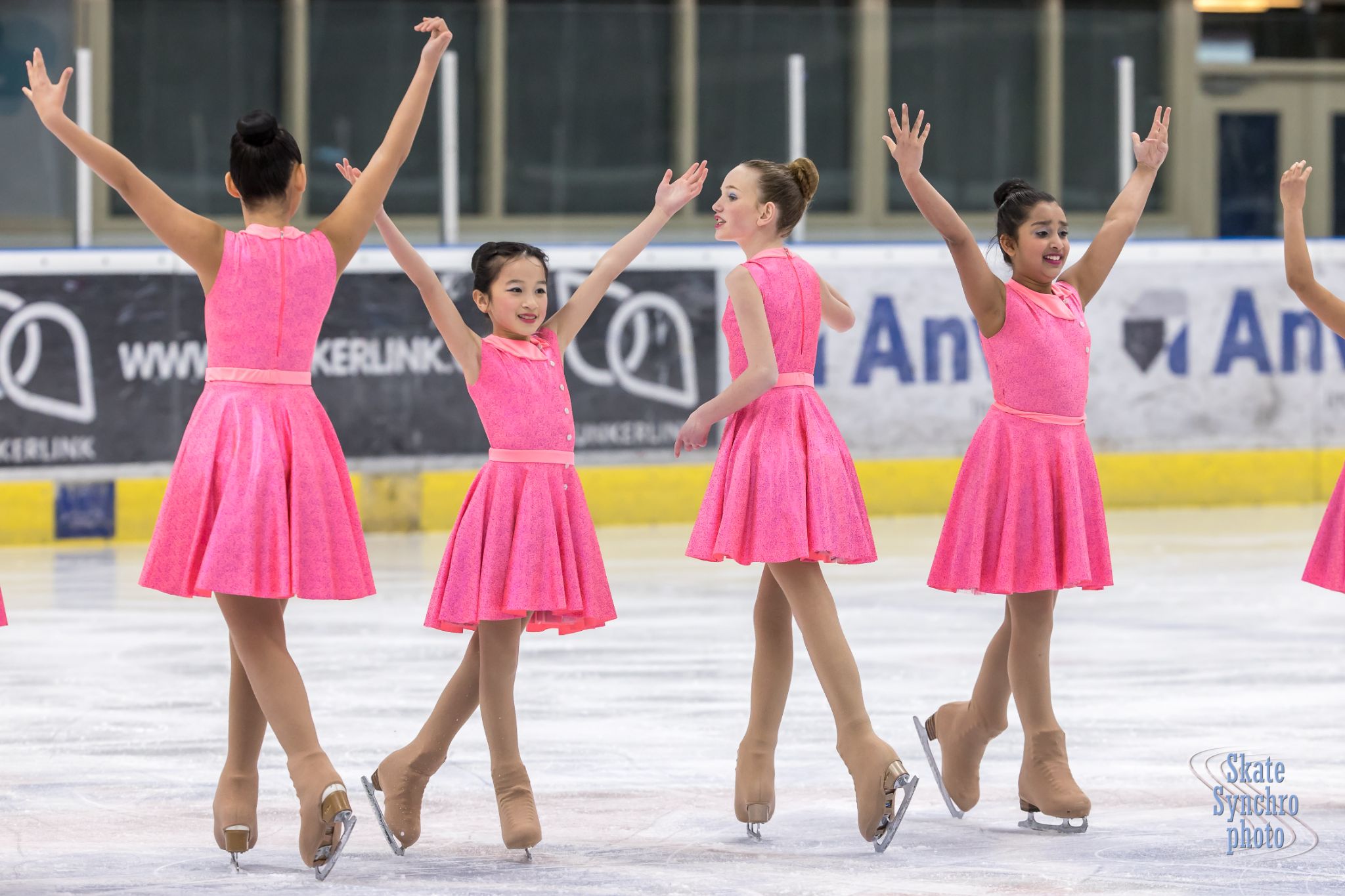 11 Prejuvenile 2 044